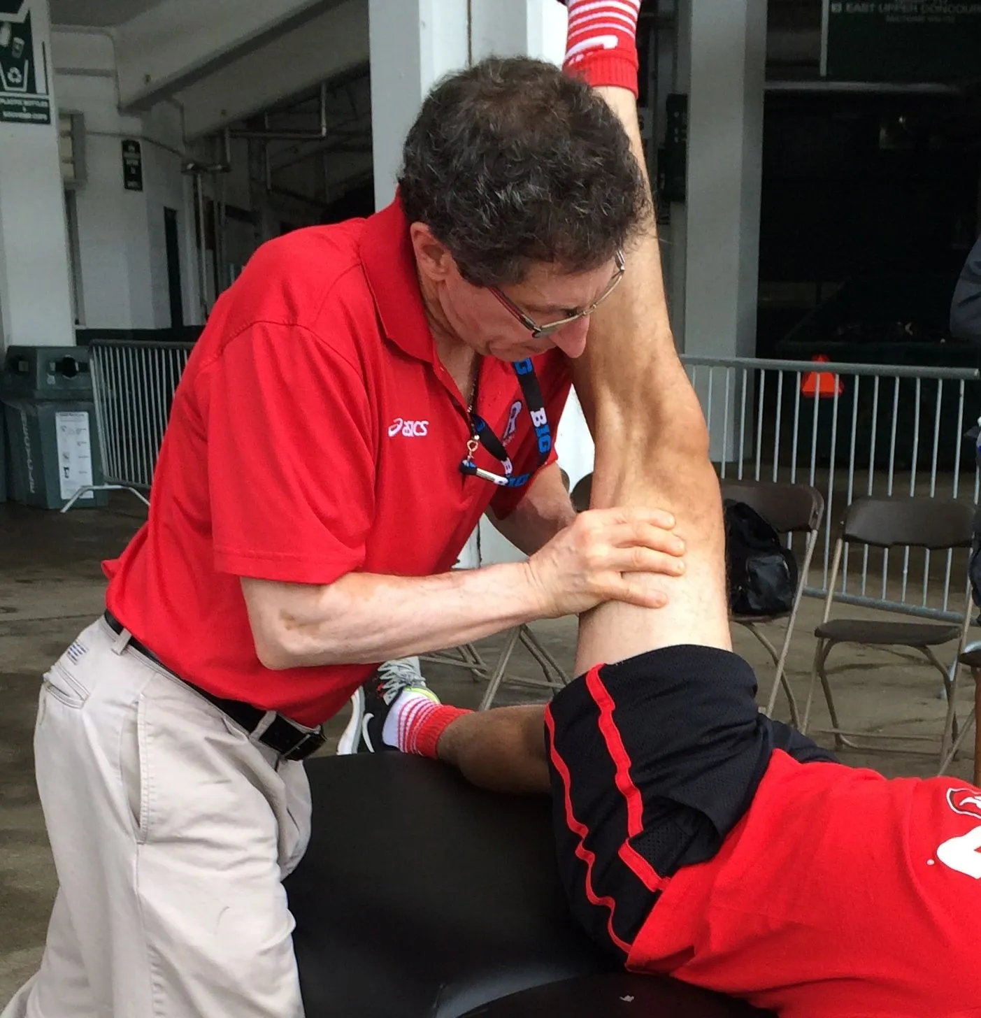 Dr. Donald DeFabio working with an athlete on strength and conditioning at DeFabio Chiropractic in Berkeley Heights, NJ